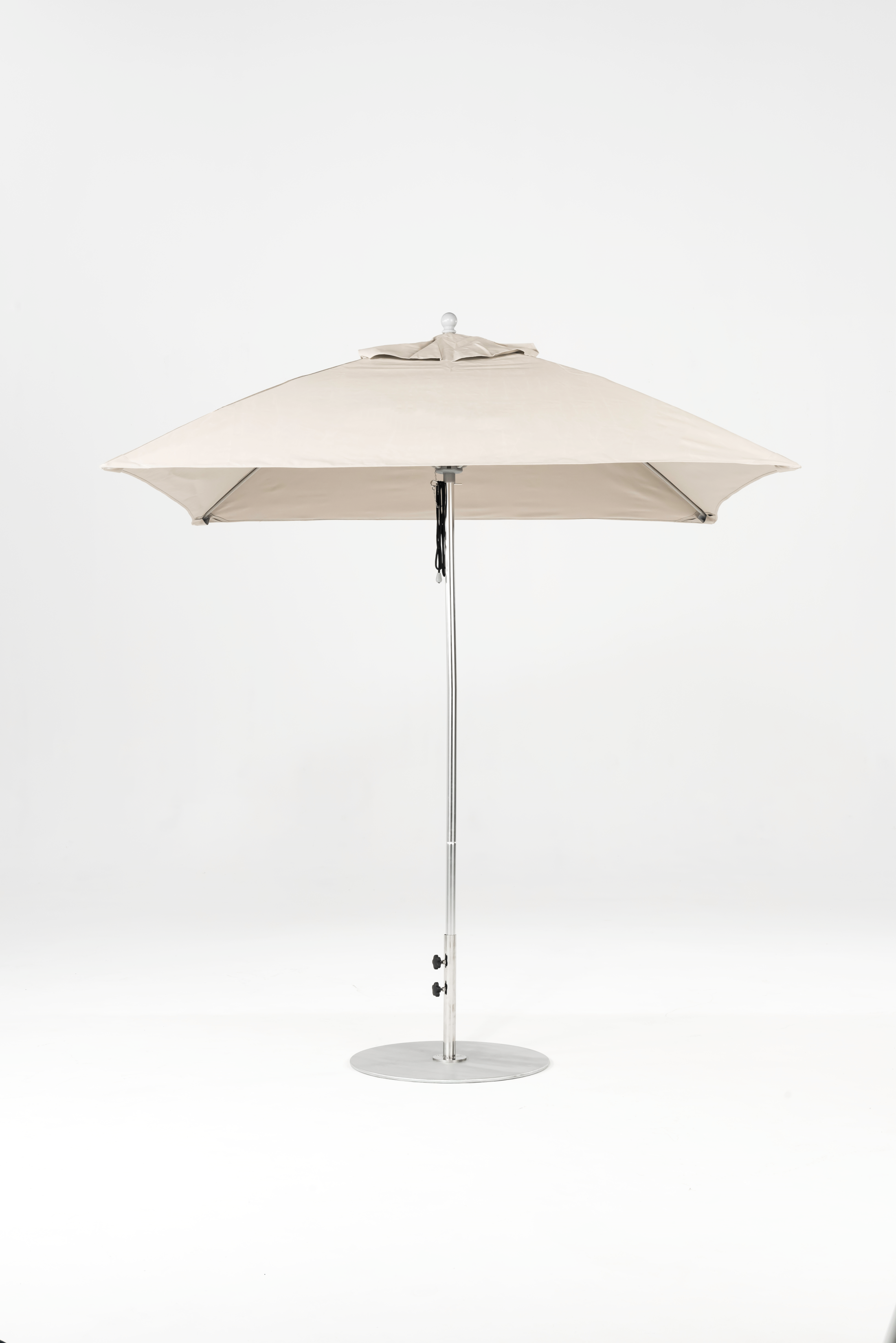 464FM-SQ-R126 Linen-Brushed Silver