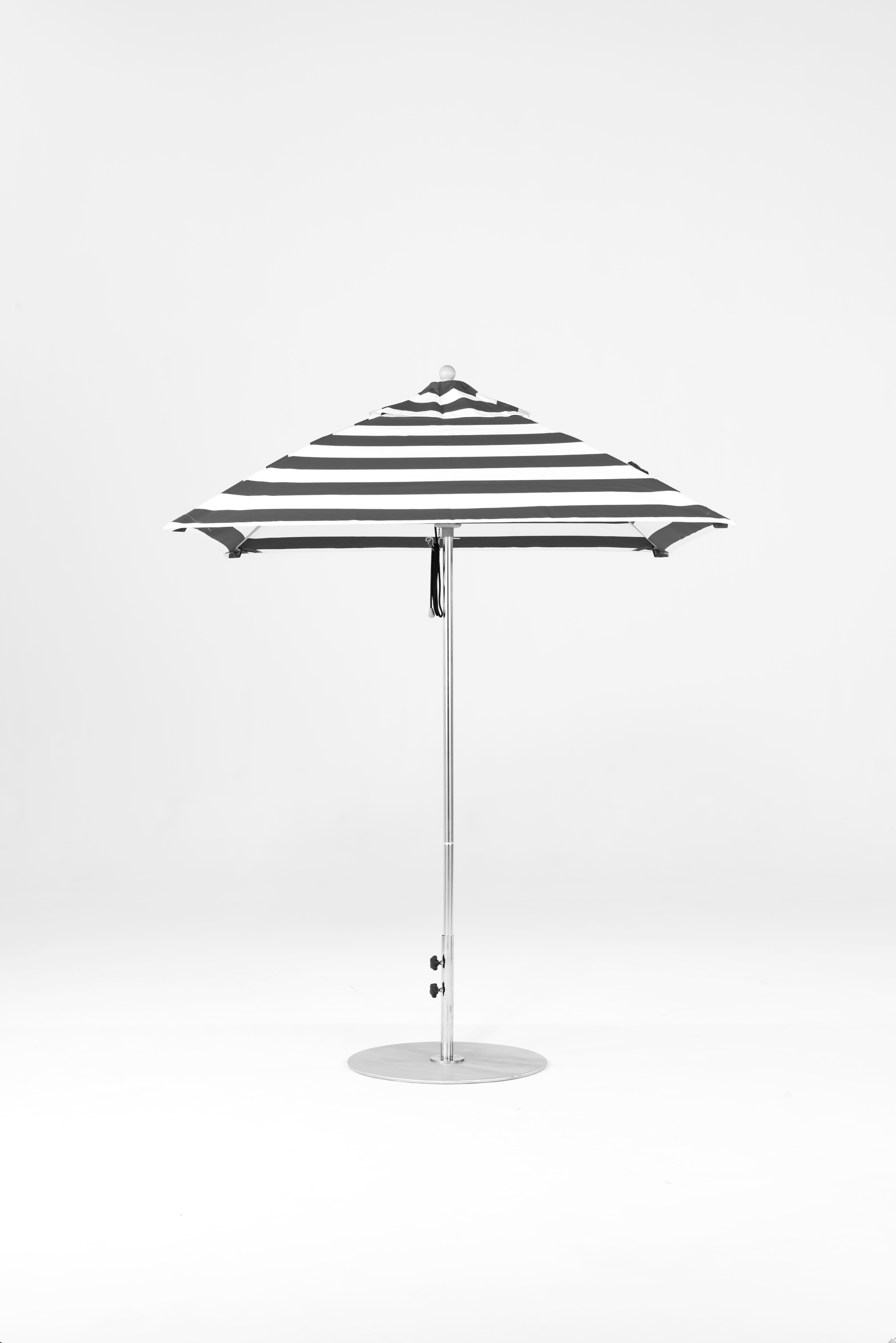 454FM-SQ- 017 Black Stripe-Brushed Silver