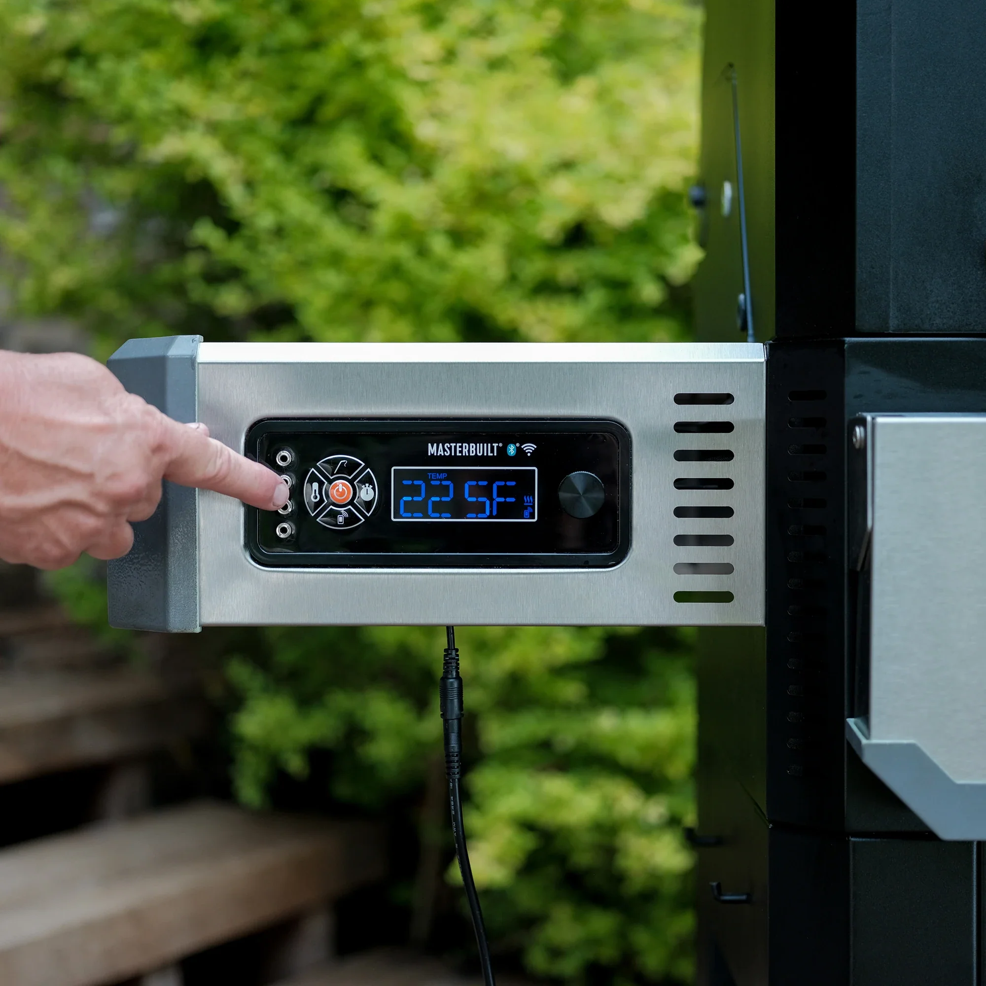 Masterbuilt Gravity Series 800 Digital Charcoal Griddle + Grill + Smoker