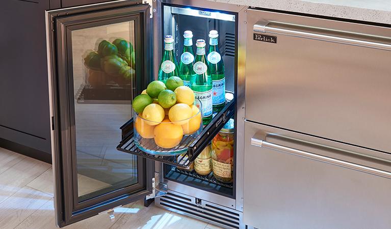 Perlick 15 Inch Outdoor Refrigerator with Solid, Glass, Panel Ready Door