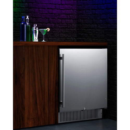 Summit 27 Inch Outdoor Refrigerator with Solid Door and Lock