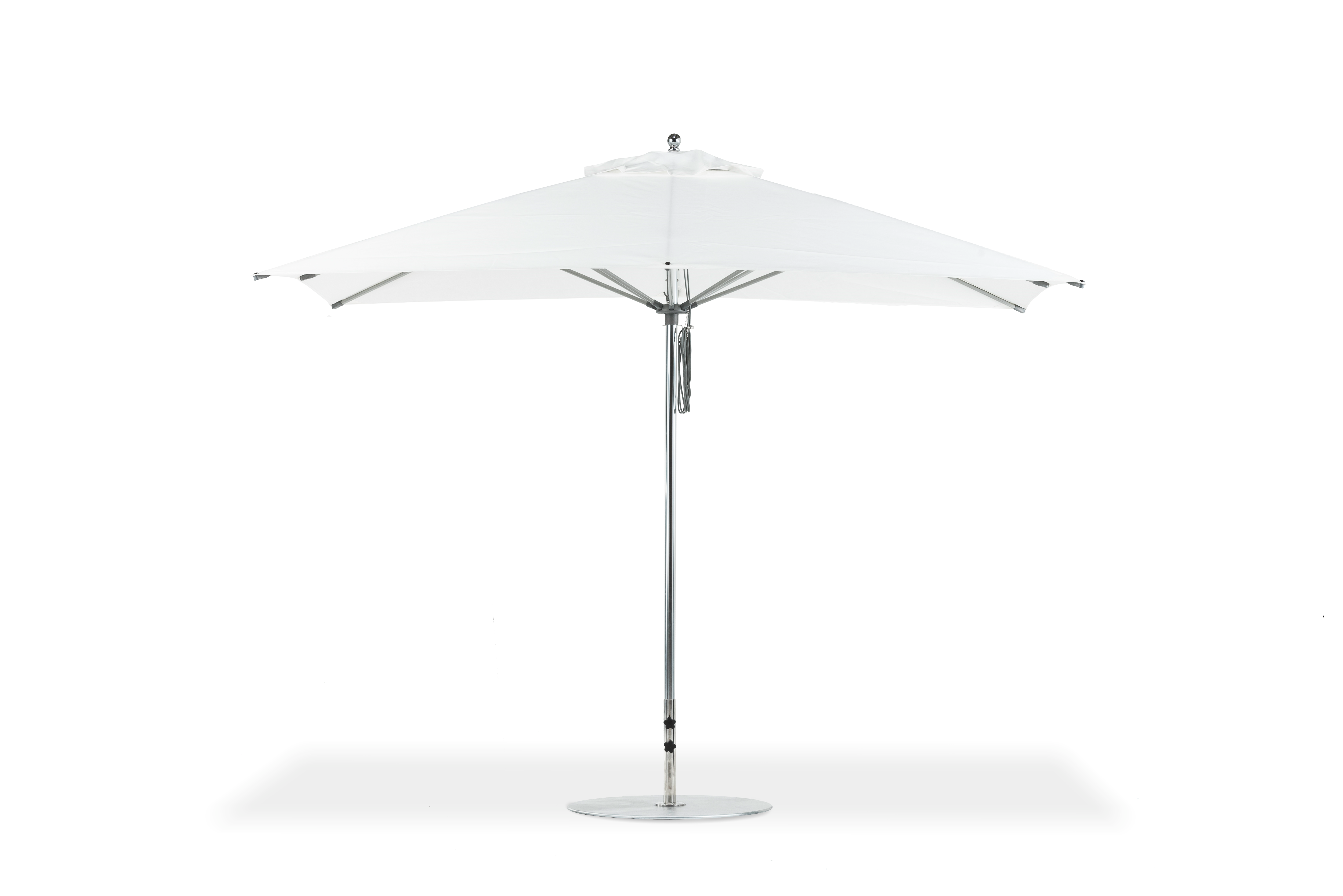 882FM-R-R099 White