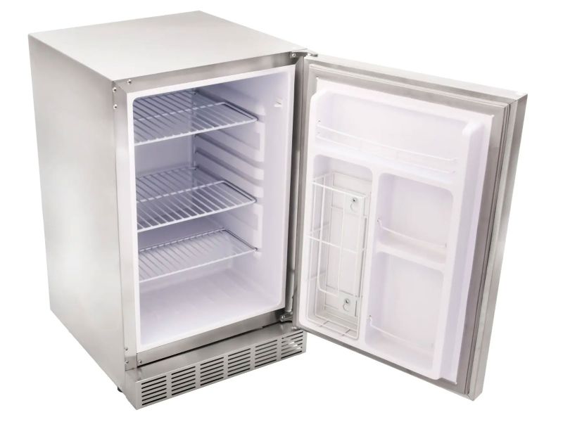 Saber 21-Inch Outdoor Refrigerator with Solid Door 