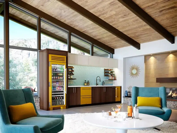 True 15 Inch Built-In Undercounter Clear Ice Maker with Soft Close Hinge