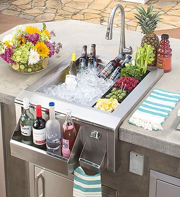 Alfresco 24″ VERSA SINK AND BEVERAGE CENTER